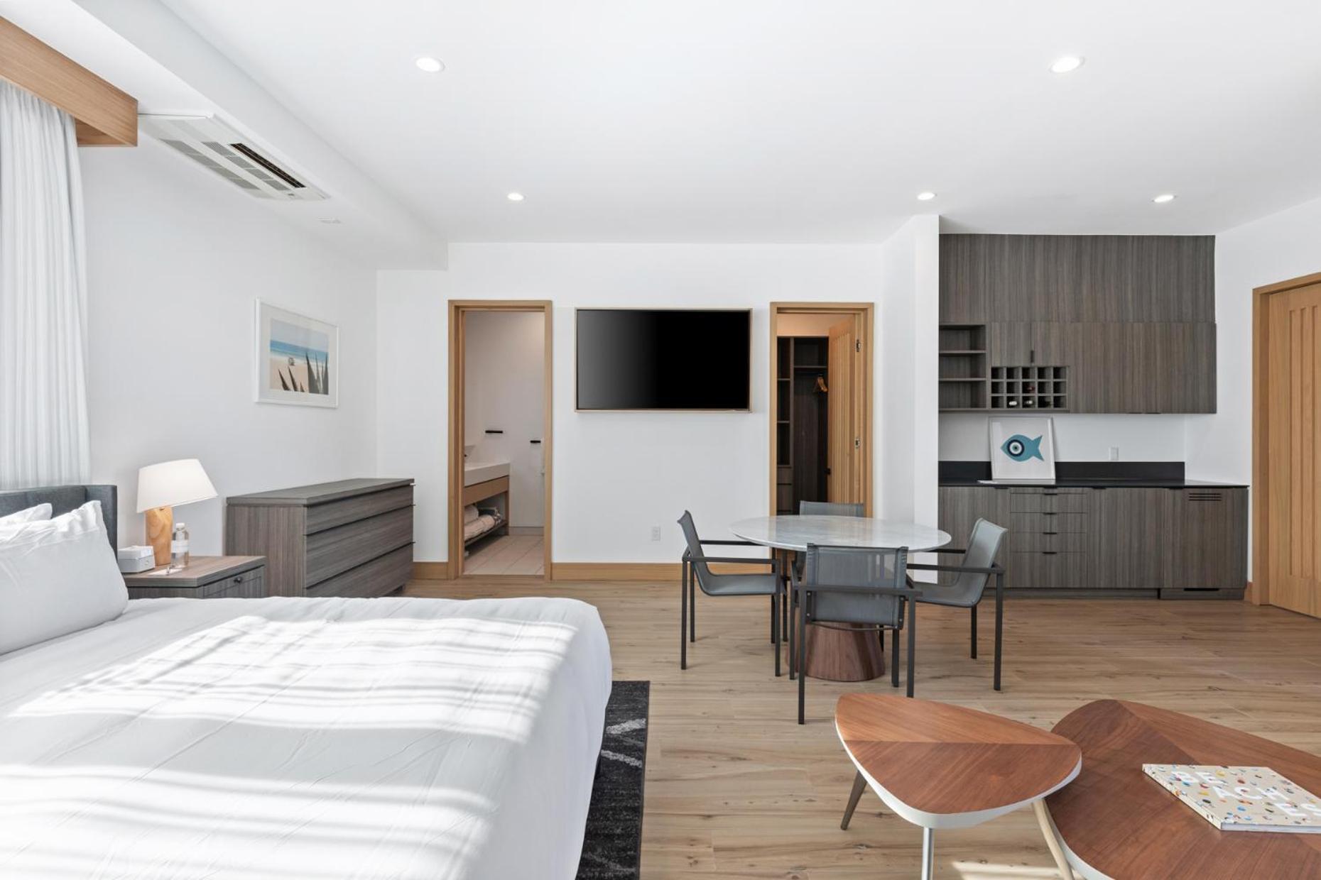 Malibu Sand Carbon Beach Suites Exterior foto